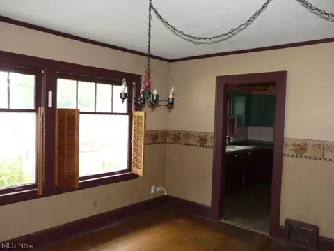 159 Cornell, Elyria, OH 44035 photo 9
