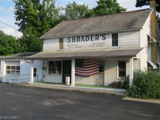 15677 W Akron Canfield Rd, Berlin Center, OH 44401 photo 1