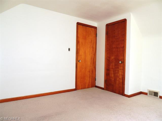 3402 Torrington Ave, Parma, OH 44134 photo 18