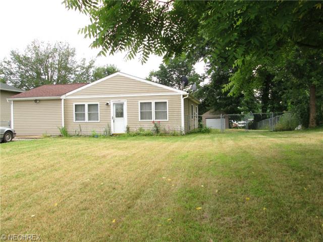 9930 Bright Dr, Windham, OH 44288 photo 1