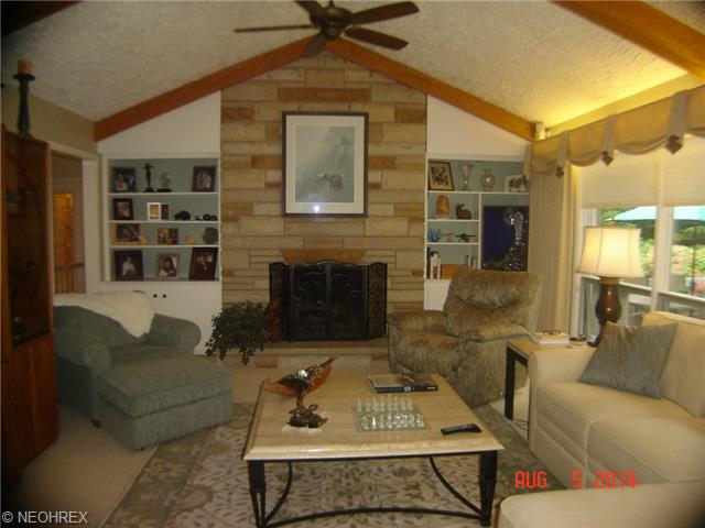 7265 Shadowbrook Dr, Willoughby, OH 44094 photo 1