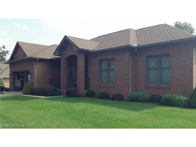 1804 Eagle Dr, Coshocton, OH 43812 photo 1