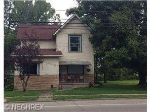 9559 E Center St, Windham, OH 44288 photo 1