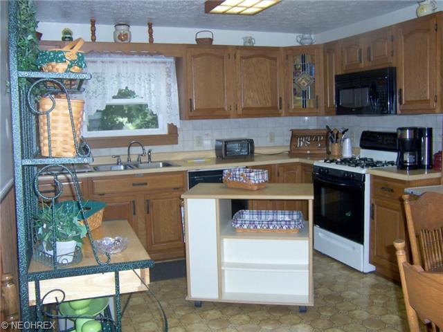 8125 Depot Rd, Ashtabula, OH 44004 photo 1