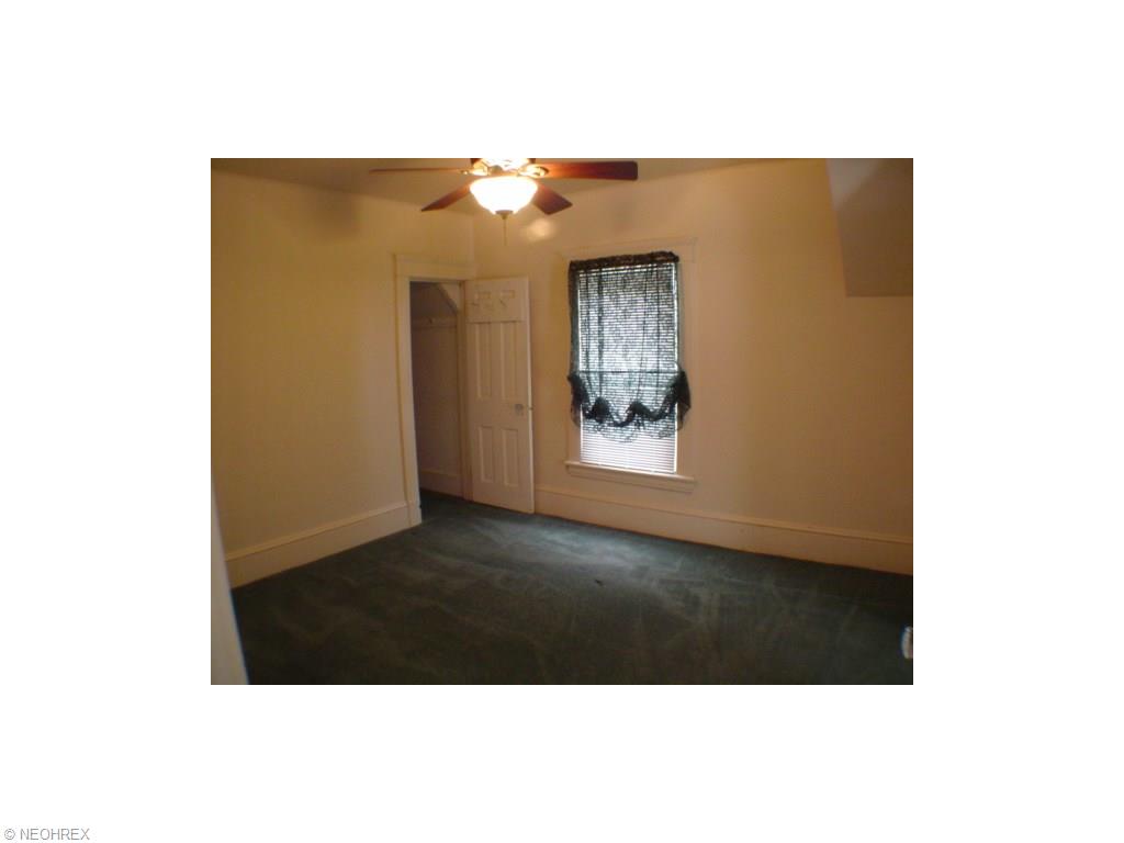 1819 E 45th St, Ashtabula, OH 44004 photo 12