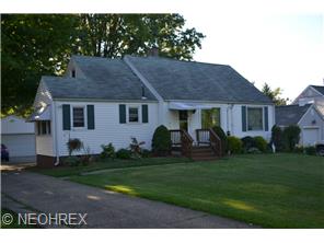 1337 S Nickelplate St, Louisville, OH 44641 photo 1