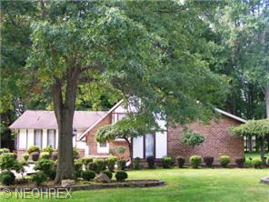 5620 Tracy Dr, Youngstown, OH 44512 photo 1