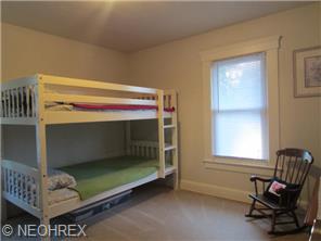 607 E Broad St, Elyria, OH 44035 photo 1