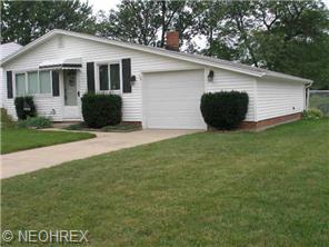 1850 Eldon Dr, Wickliffe, OH 44092 photo 8