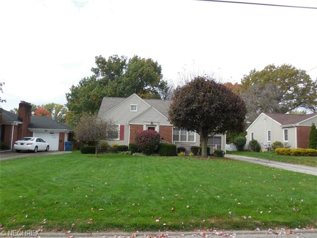 212 Viola Ave, Hubbard, OH 44425 photo 1