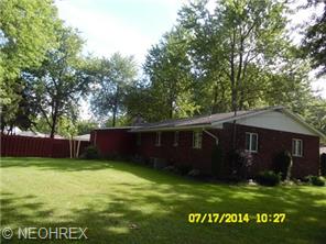 1239 Westshore Dr, Ashtabula, OH 44004 photo 1