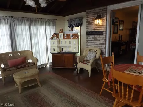455 Viola Ave, Hubbard, OH 44425 photo 23