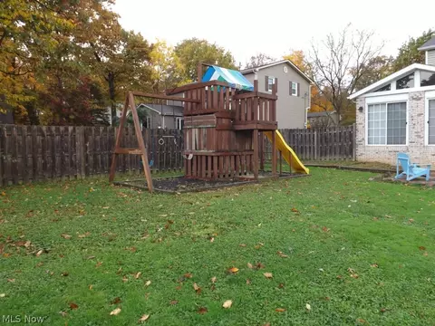 455 Viola Ave, Hubbard, OH 44425 photo 24