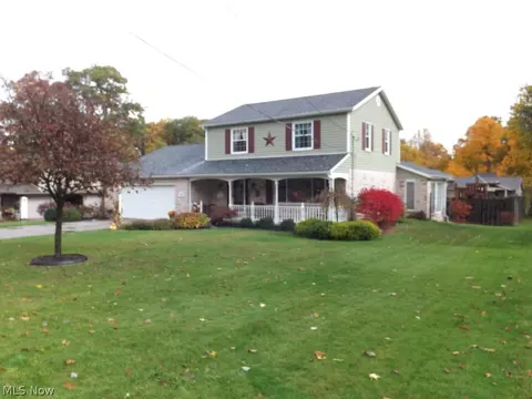 455 Viola Ave, Hubbard, OH 44425 photo 1