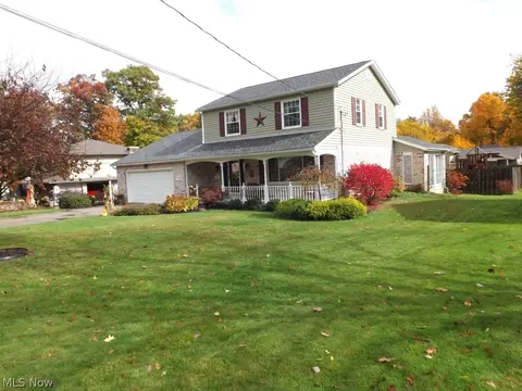 455 Viola Ave, Hubbard, OH 44425 photo 3