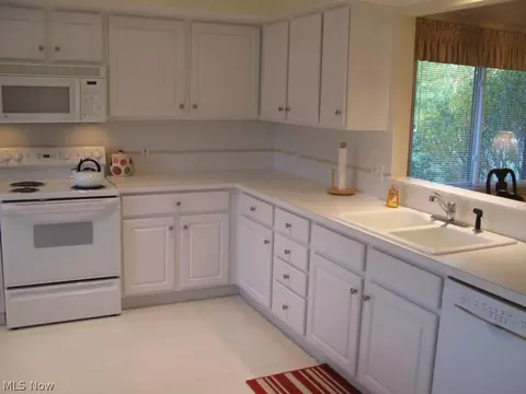 1034 Heath Way, Stow, OH 44224 photo 6