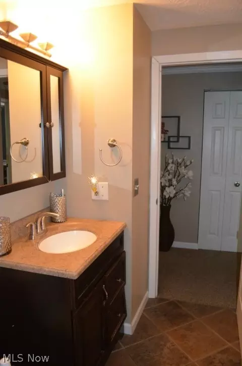 4297 Kenneth Rd, Stow, OH 44224 photo 9