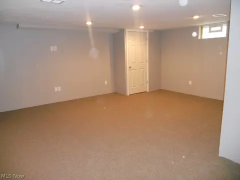 437 E 272nd St, Euclid, OH 44132 photo 17