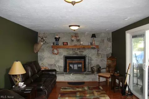 2810 Lynn Dr, Sandusky, OH 44870 photo 4