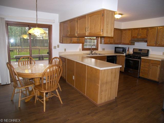 33090 S Roundhead Dr, Solon, OH 44139 photo 8