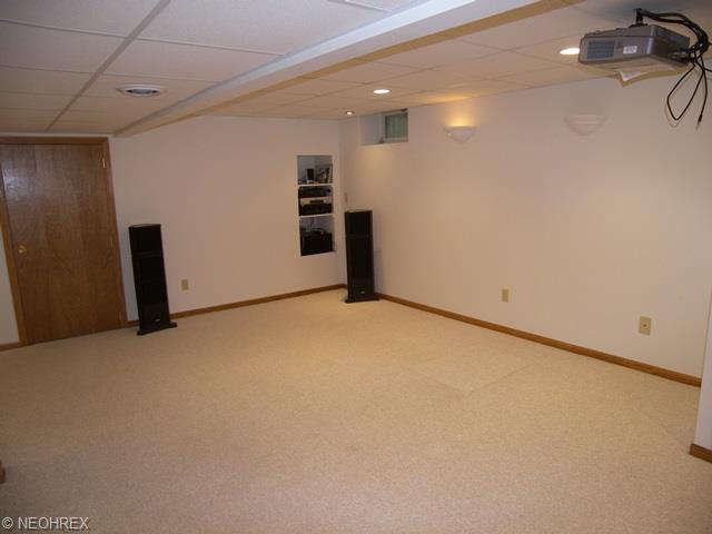 33090 S Roundhead Dr, Solon, OH 44139 photo 16