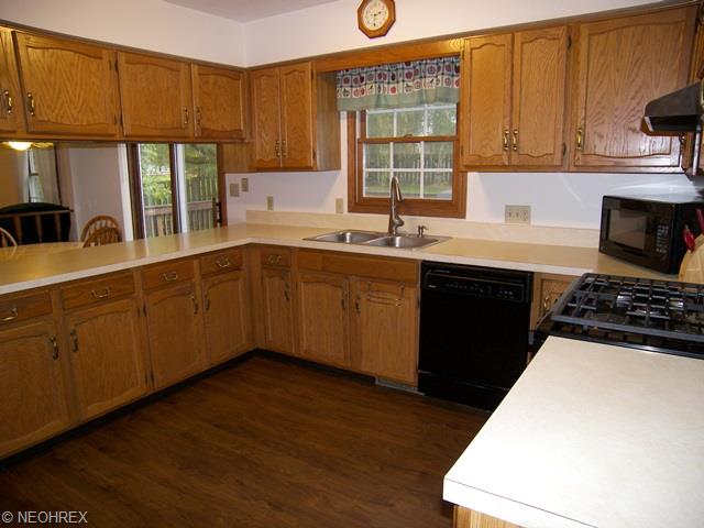 33090 S Roundhead Dr, Solon, OH 44139 photo 7