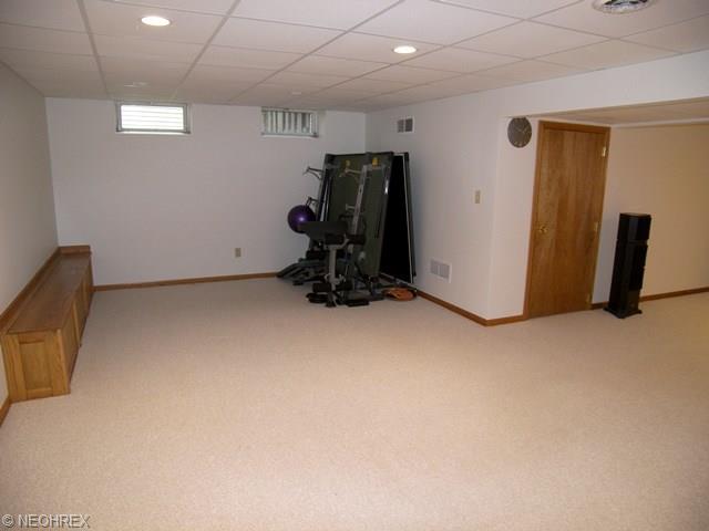 33090 S Roundhead Dr, Solon, OH 44139 photo 18