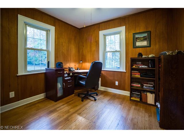 8440 W Pleasant Vly, Parma, OH 44130 photo 9