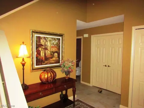 7237 Winchester Dr, Solon, OH 44139 photo 3