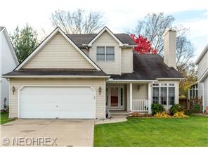 1445 Loriann Dr, Berea, OH 44017 photo 1