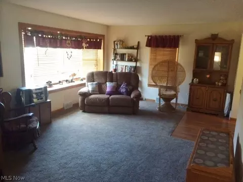 4090 Marks Ave, Rootstown, OH 44272 photo 10