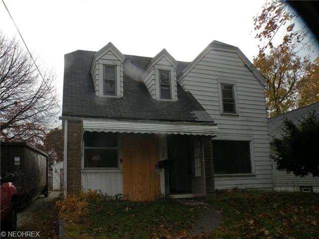 2507 Conrad Ave, Akron, OH 44314 photo 1