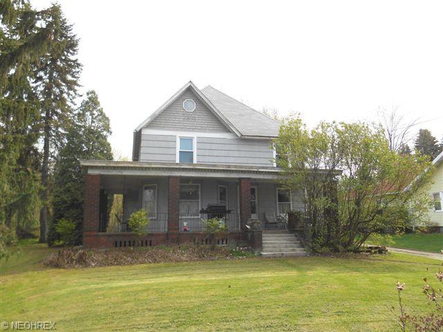 3256 Lincoln St E, Canton, OH 44707 photo 1