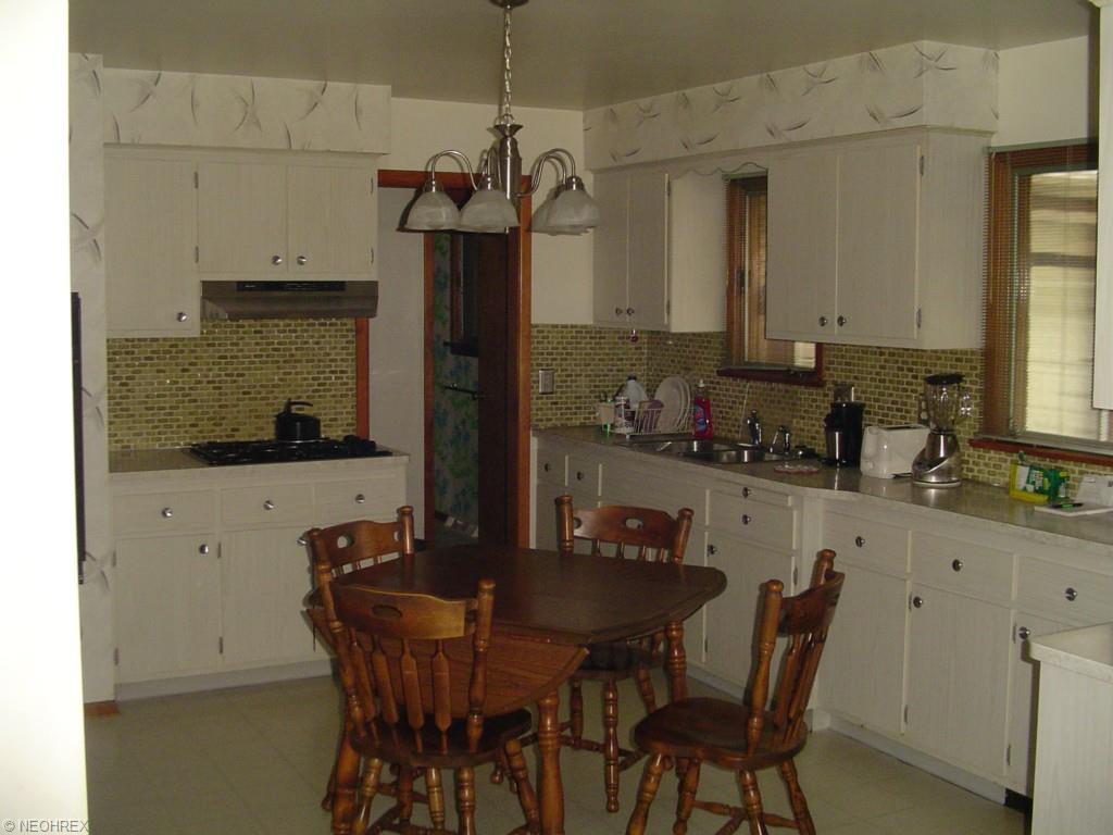 4822 Forest Edge Dr, Brooklyn, OH 44144 photo 6