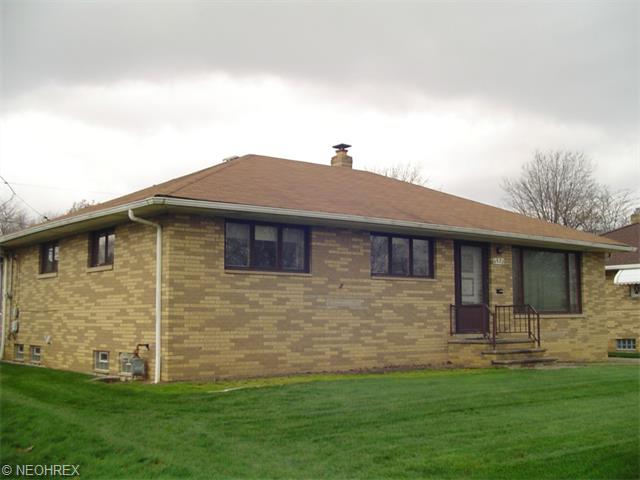 4822 Forest Edge Dr, Brooklyn, OH 44144 photo 1