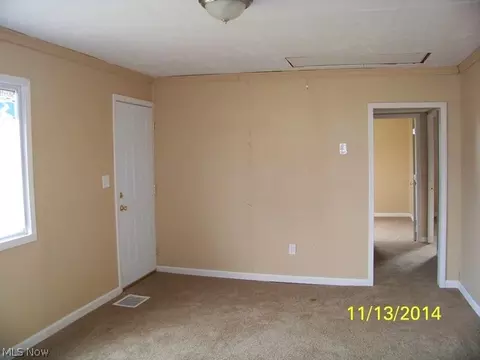 2507 E 41st St, Lorain, OH 44055 photo 6