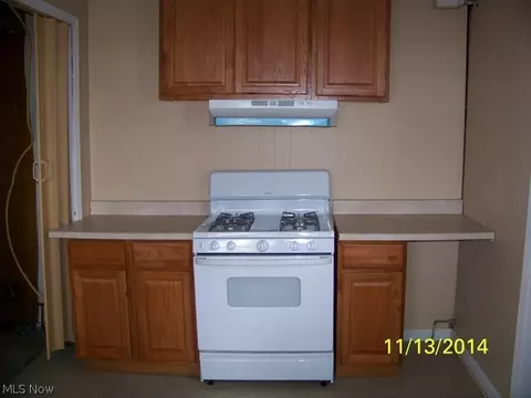 2507 E 41st St, Lorain, OH 44055 photo 4