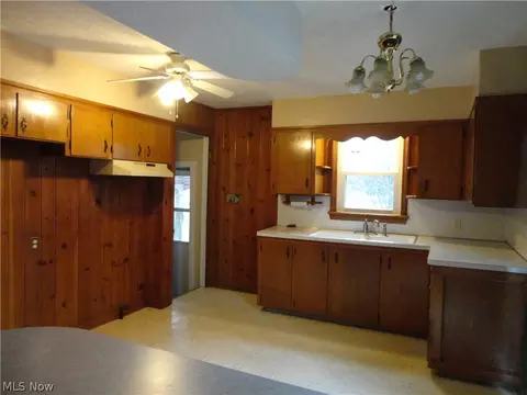 1919 Wingate Rd, Youngstown, OH 44514 photo 5