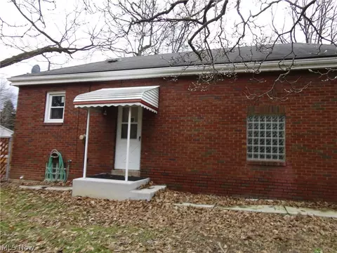 1919 Wingate Rd, Youngstown, OH 44514 photo 16