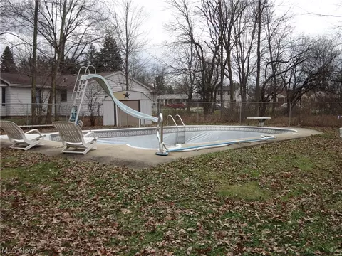 1919 Wingate Rd, Youngstown, OH 44514 photo 3