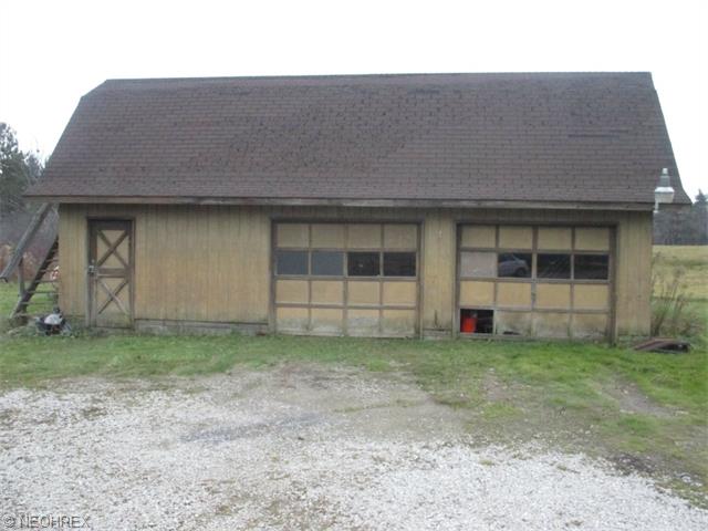 9115 Williams Rd, Chardon, OH 44024 photo 3