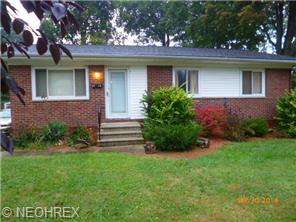 2575 Cathy Dr NE, Canton, OH 44705 photo 1