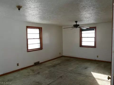 2526 E 33rd St, Lorain, OH 44055 photo 13