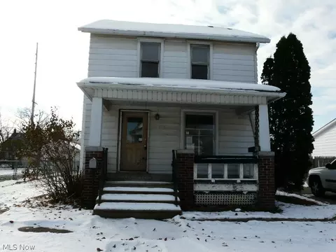 2526 E 33rd St, Lorain, OH 44055 photo 1