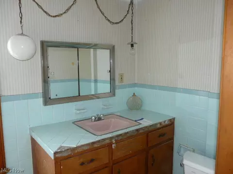 2526 E 33rd St, Lorain, OH 44055 photo 12