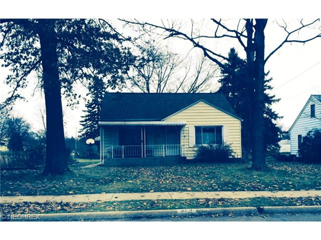 379 West St, Wadsworth, OH 44281 photo 1