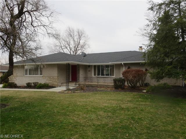 446 Simich, Independence, OH 44131 photo 1
