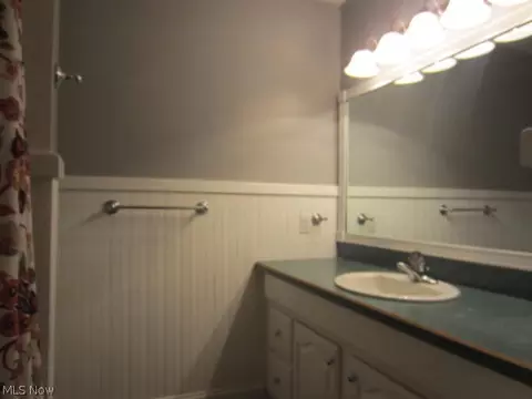 321 Hamilton Cir, Elyria, OH 44035 photo 16
