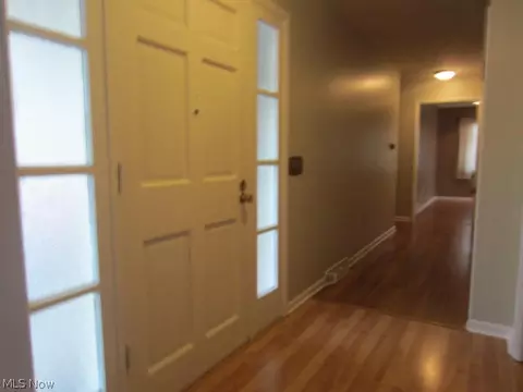 321 Hamilton Cir, Elyria, OH 44035 photo 5