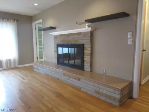 321 Hamilton Cir, Elyria, OH 44035 photo 14